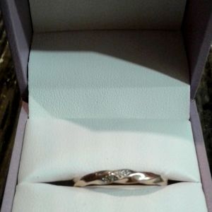 Size 9 Michael hill rose gold Diamond promise ring